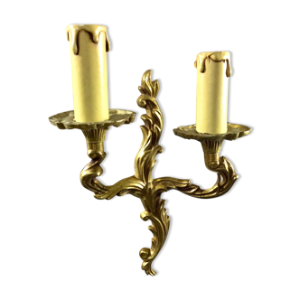 Applique en bronze de style Louis XV à 2 lumières