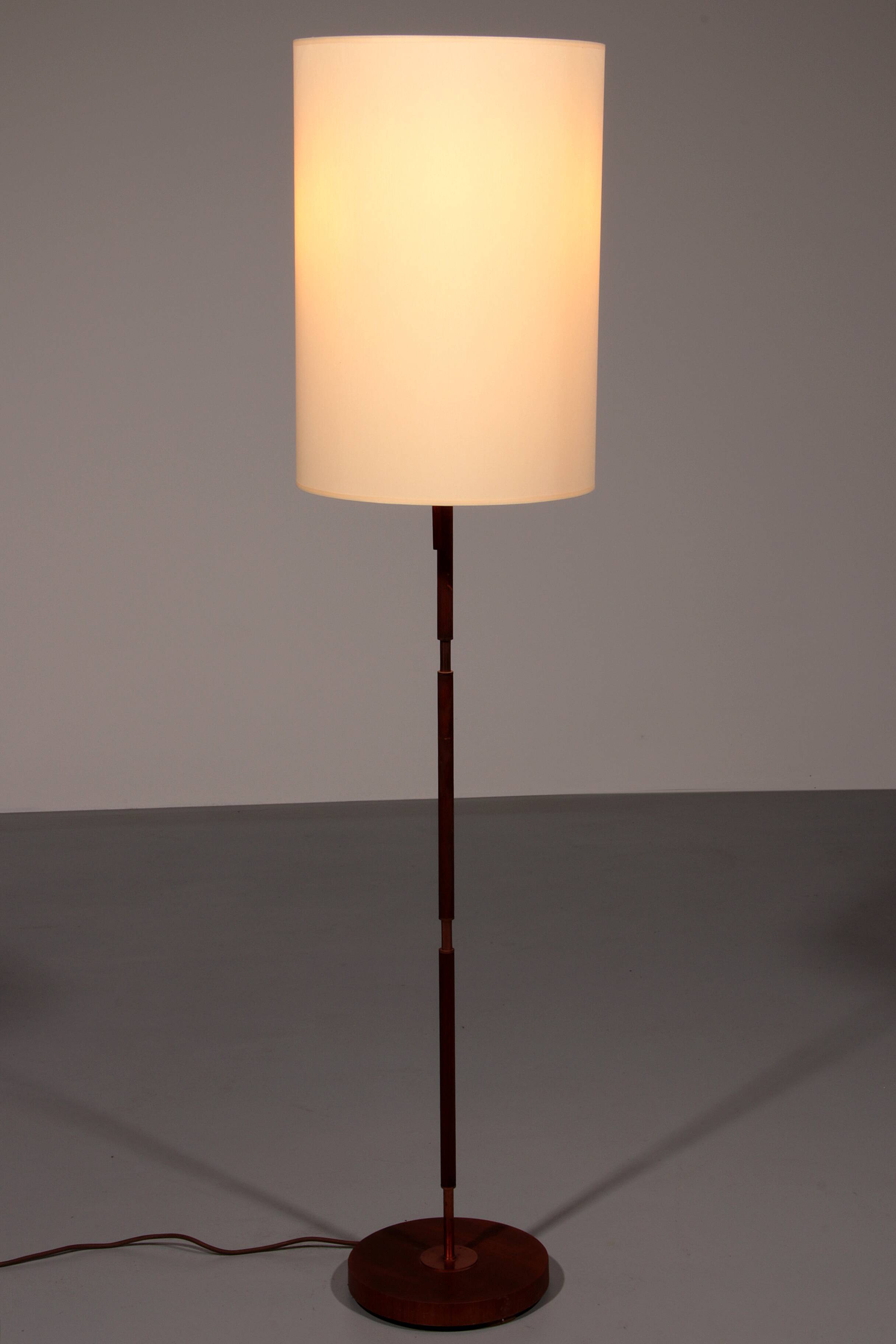 Temde floor lamp in teak and brass, 1960s