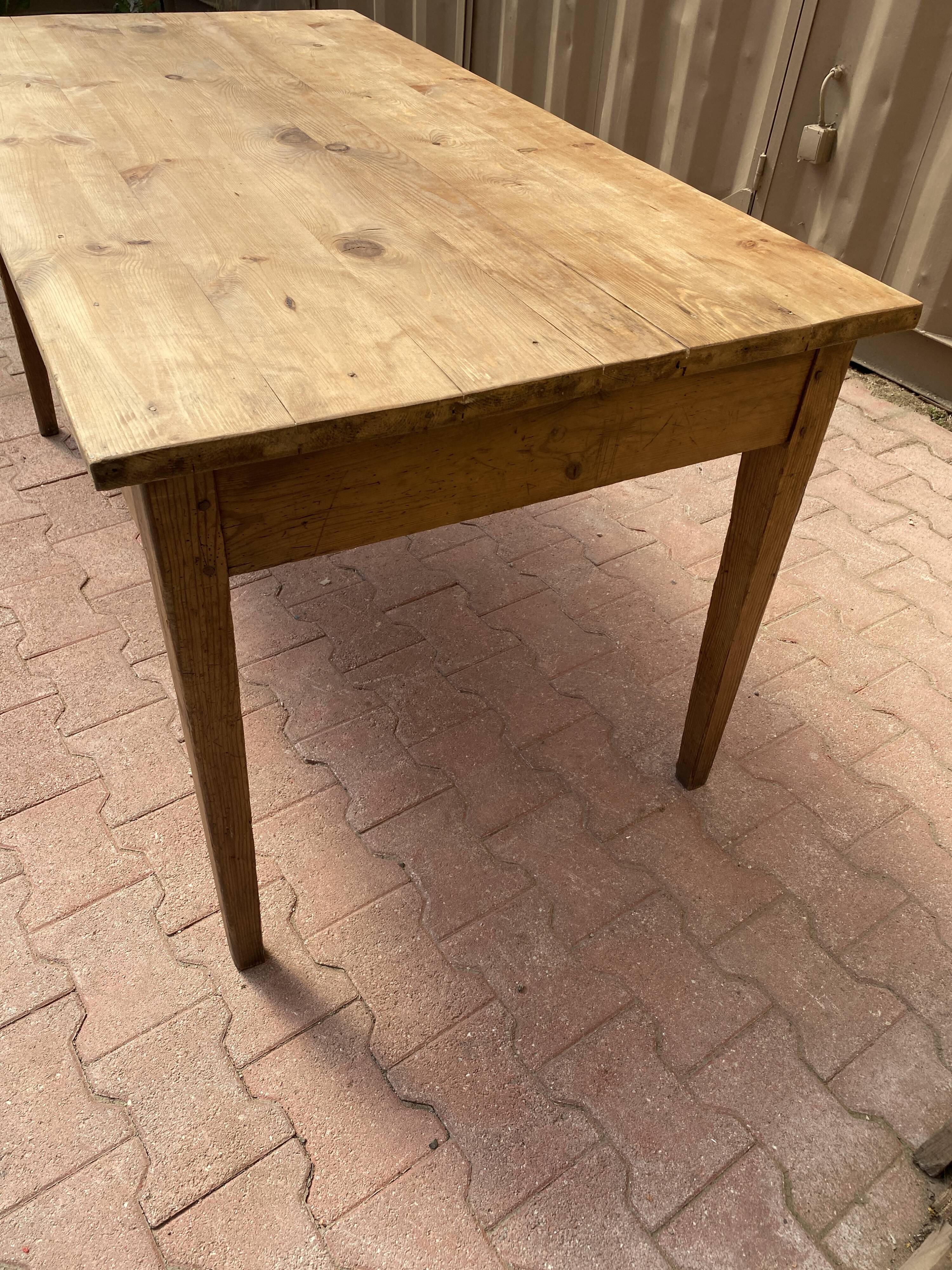 Farmhouse table