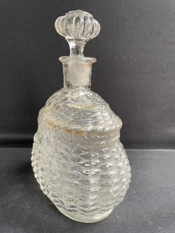 Carafe à liqueur - verre satiné moulé pressé (1882 à 1908)- legras pour guilloteaux