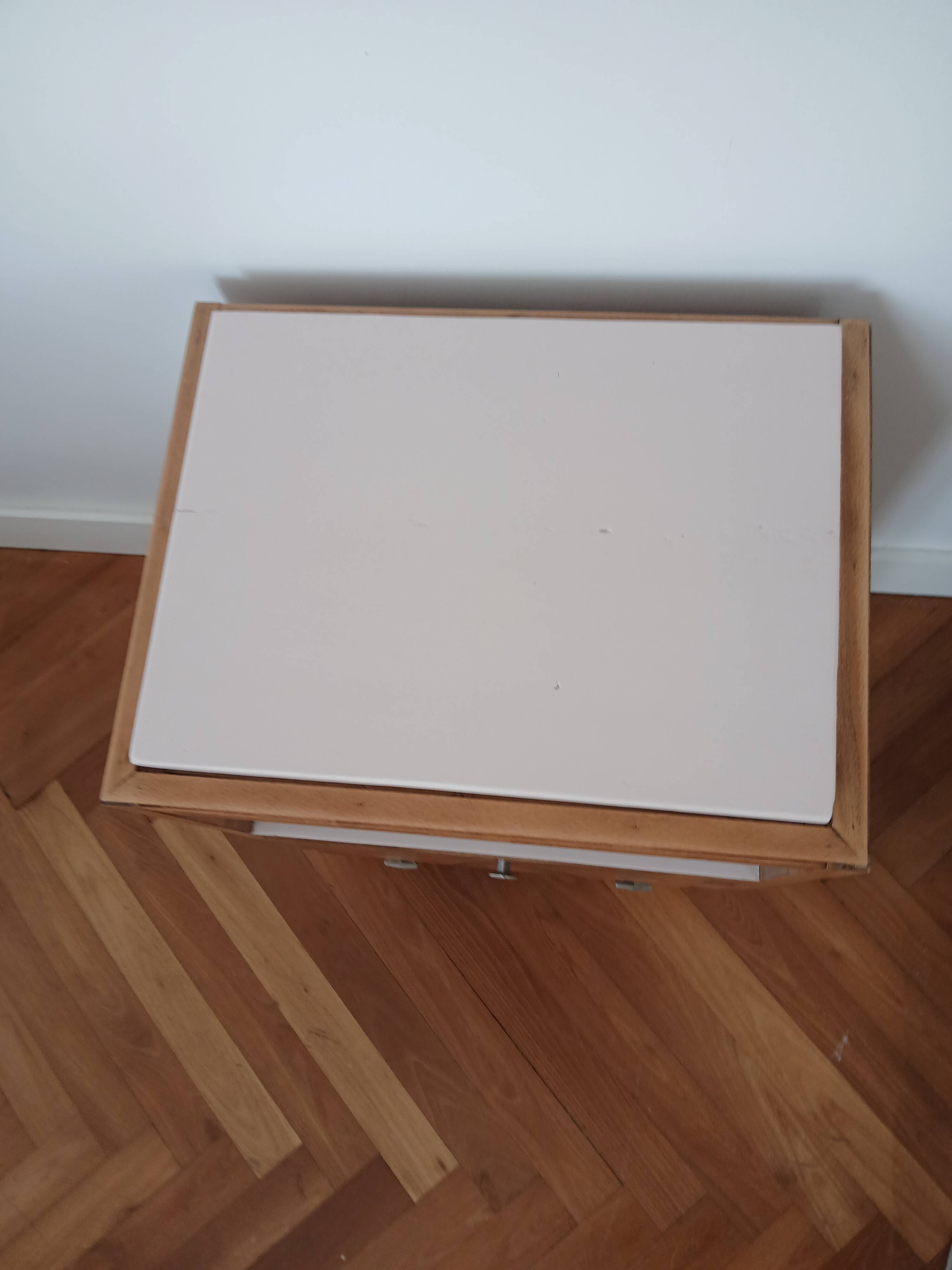 Table de chevet vintage rose marqueterie chêne