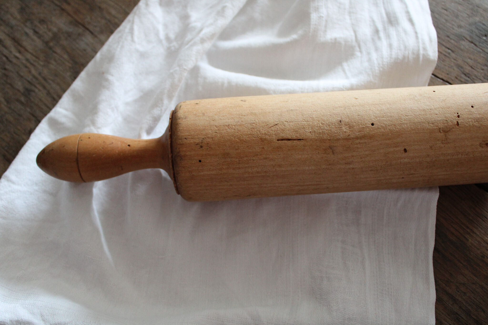 Rolling pin (b)