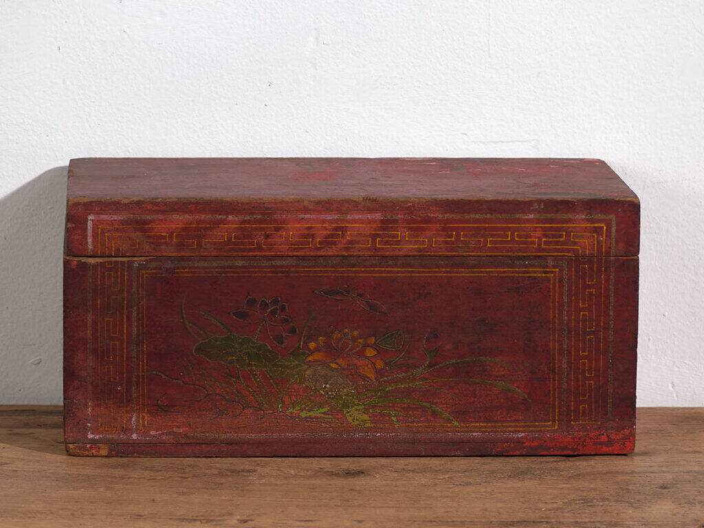Antique red chest with floral patterns (c.1900) #9