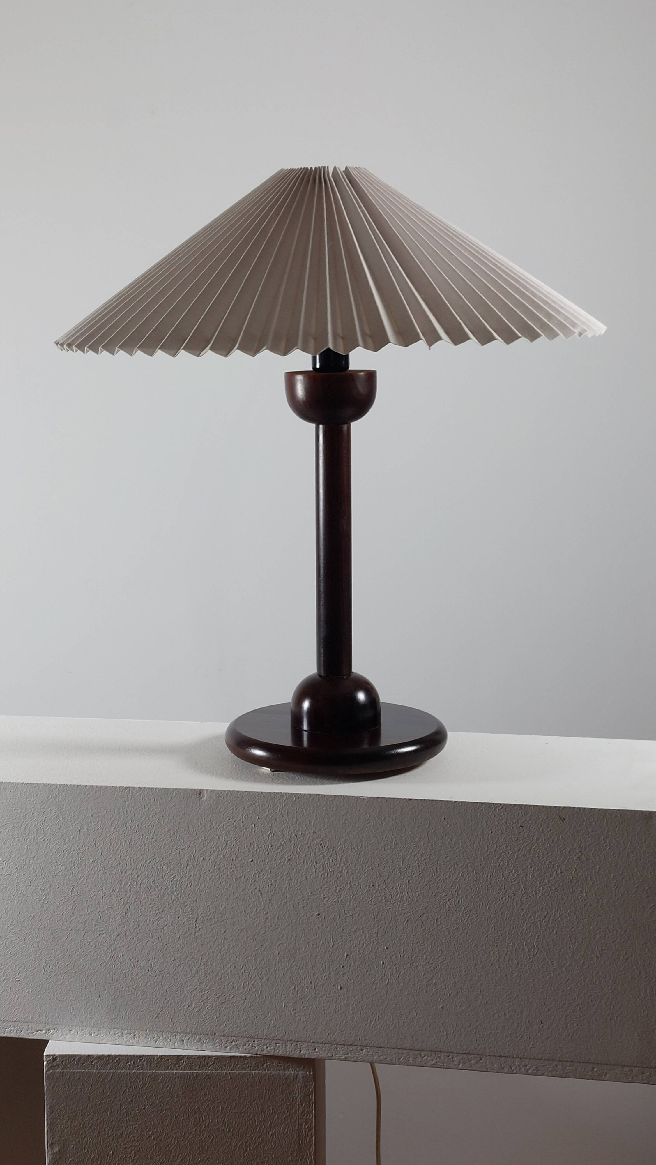 Vintage table in postmodern Art Deco revival with pleated lampshade.