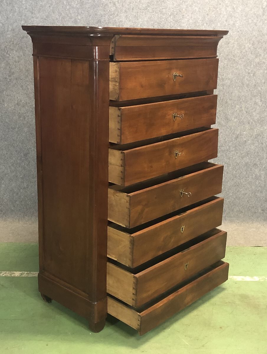 Cherry chiffonier 19th century