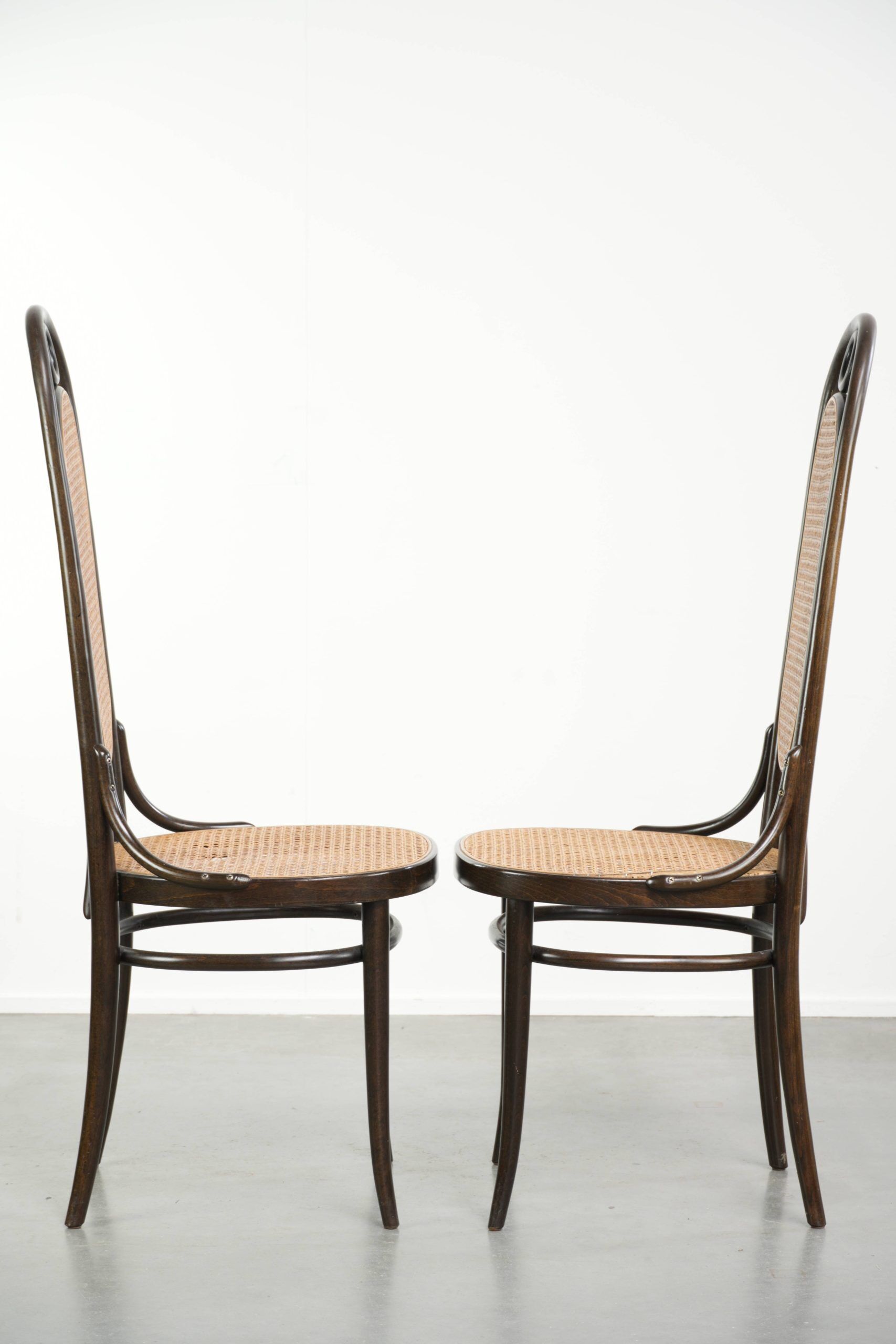 Set of 6 original vintage Thonet long John design diningchairs with webbing
