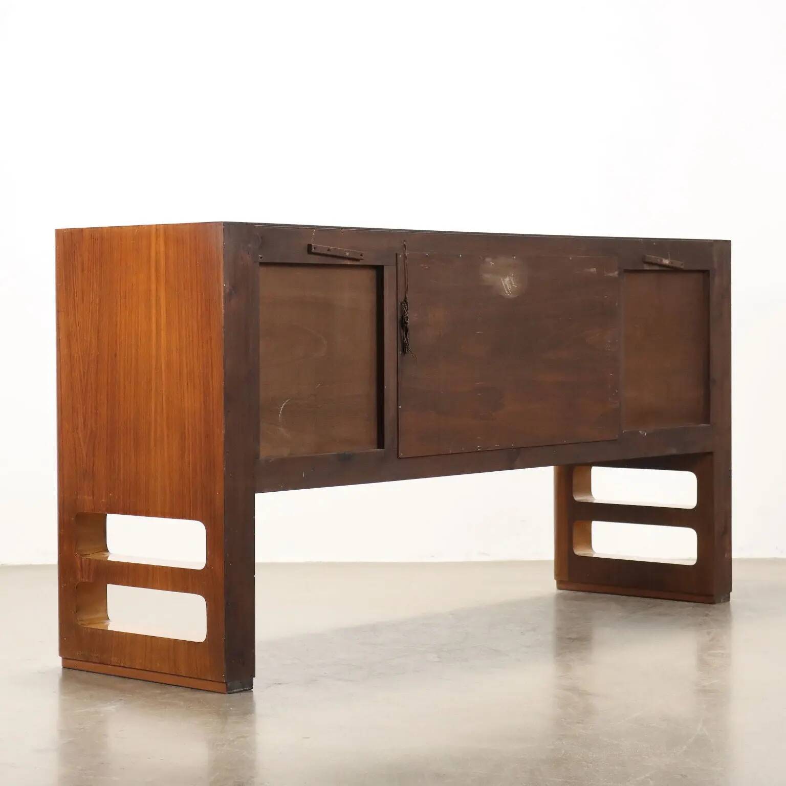 Buffet vintage Palazzi dell'Arte Cantù en noyer et laiton, Italie, années 1940