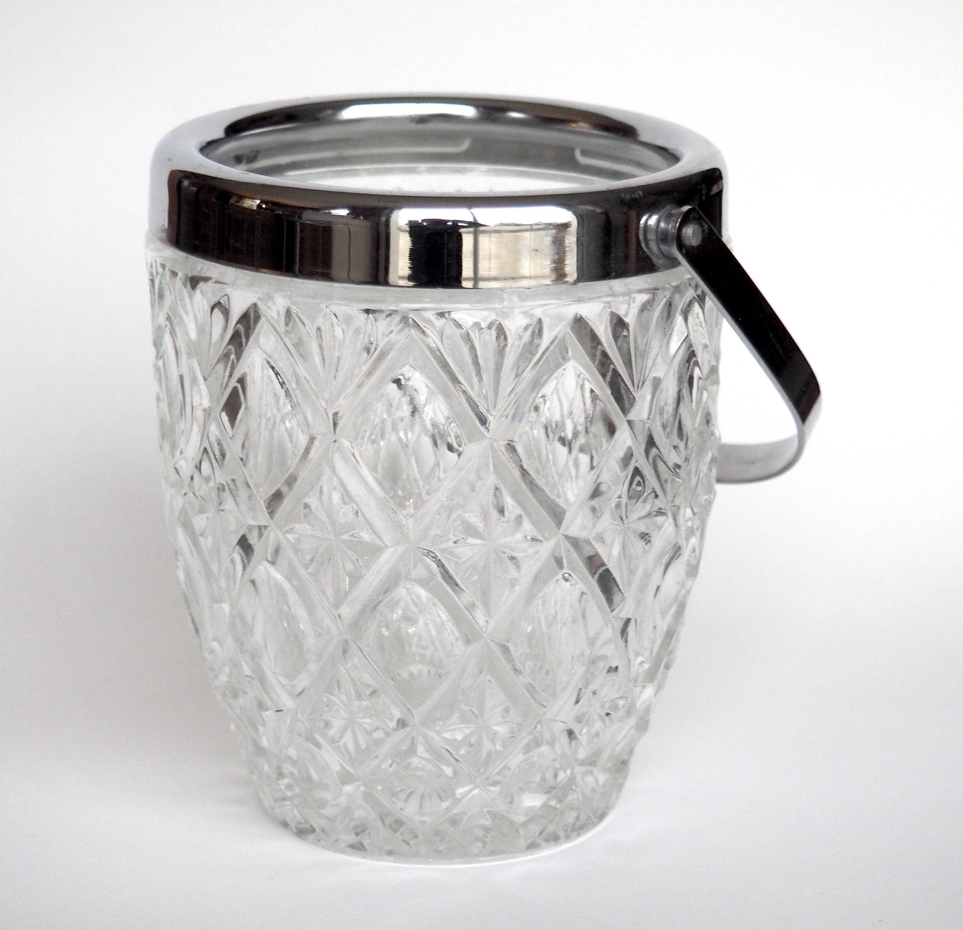 Glass ice bucket