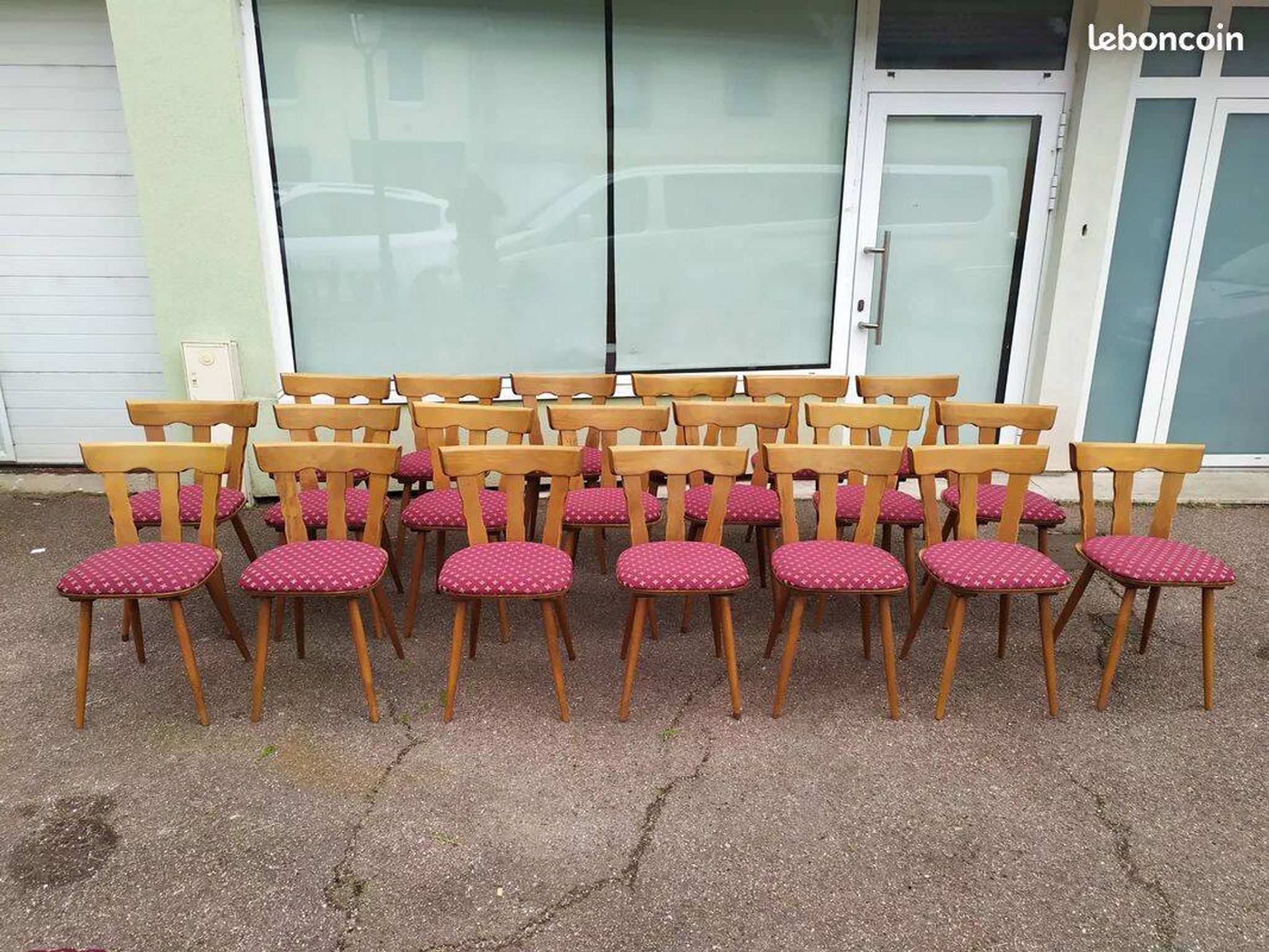Set of 20 vintage wooden bistro chairs with cushions, year 7