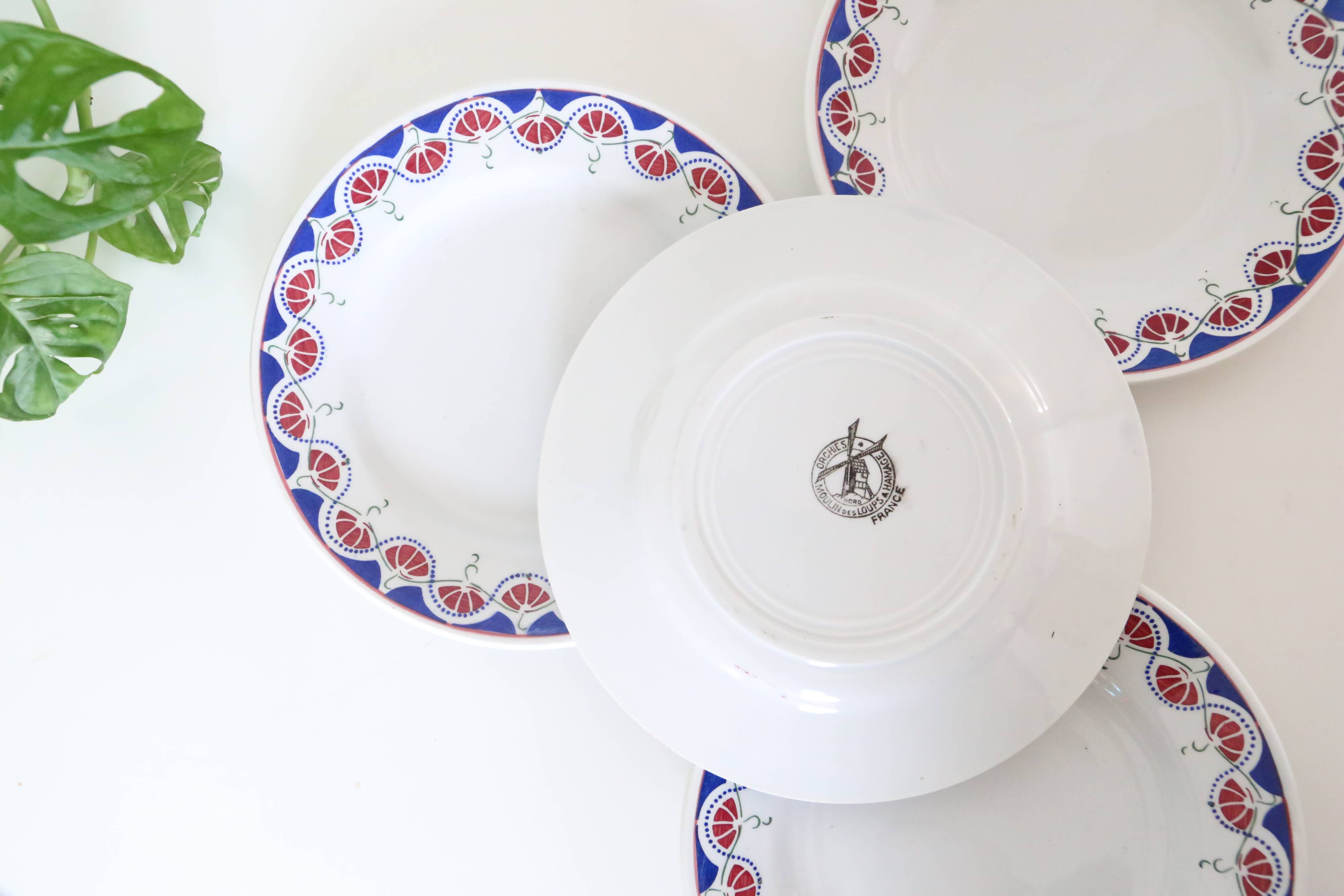 Set of 4 dessert plates, Moulin des Loups