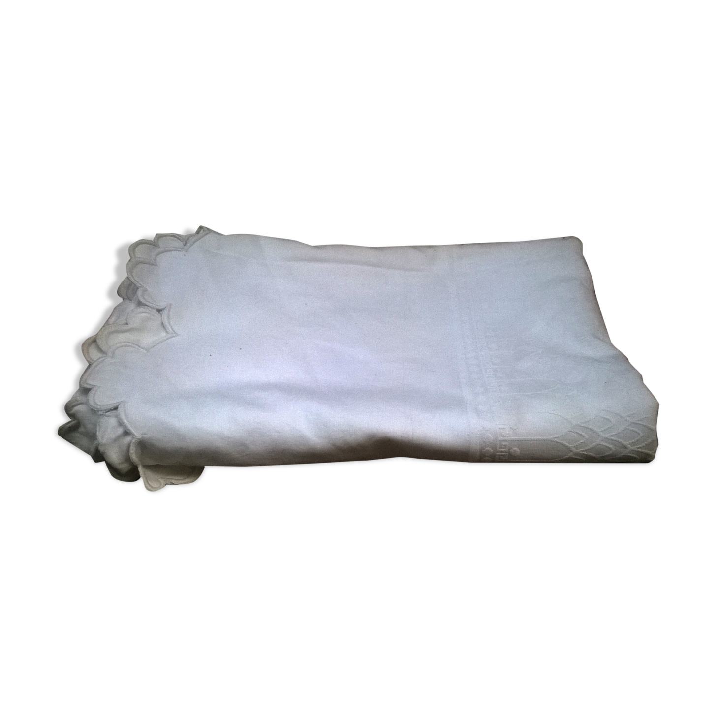 Tablecloth with vintage scalloped edge 200 X 250 cm
