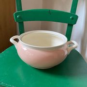 Villeroy and Boch powder pink salad bowl.