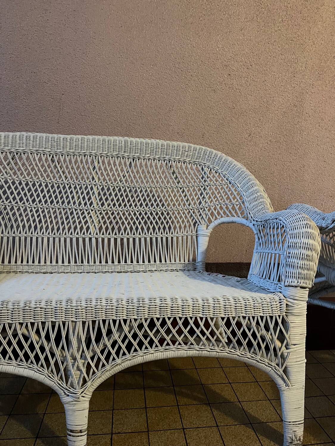 Salon de jardin en osier et rotin blanc