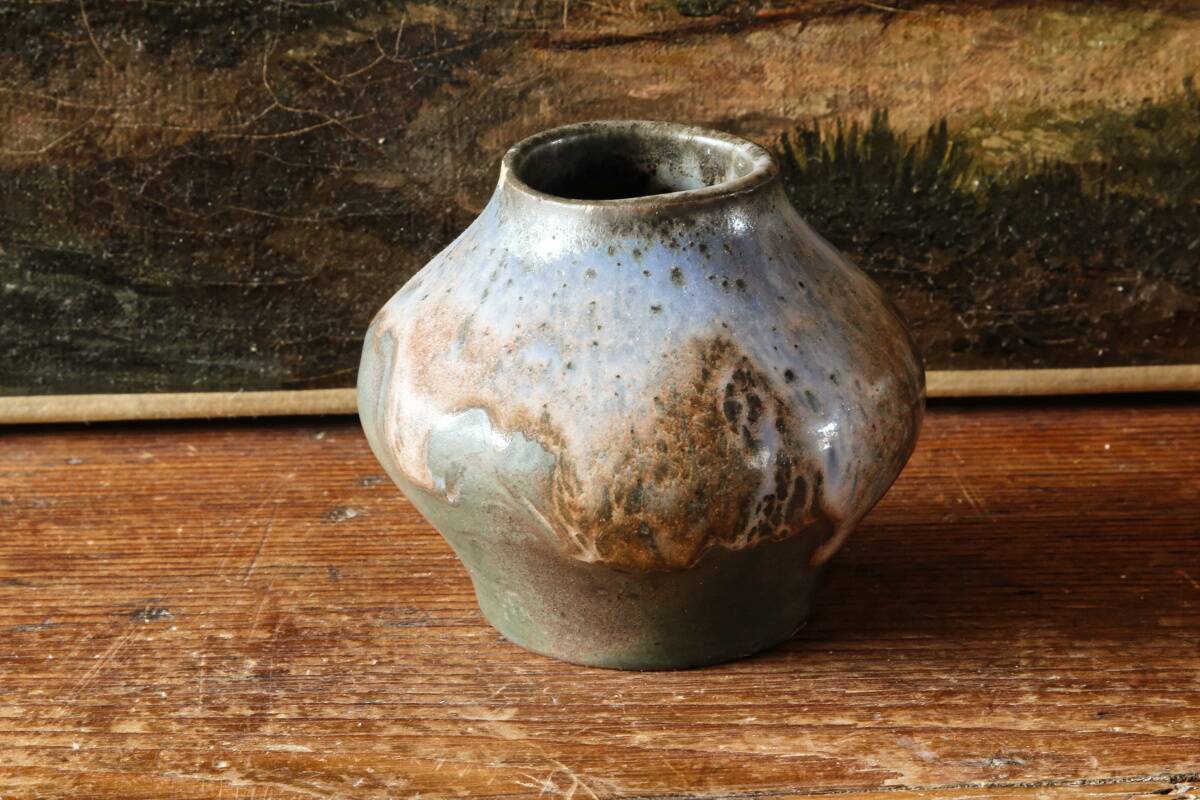 Petit vase en grès, monogrammé HR, glaçure expérimentale, début 20ème