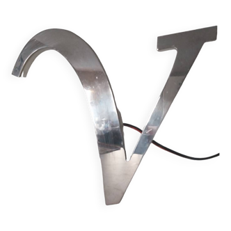 Illuminated stainless steel letter