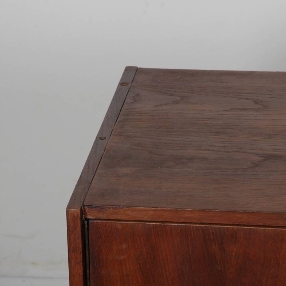 Commode vintage en chêne teinté modèle U-458 par Jiri Jiroutek, 1960