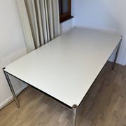 USM Haller desk in pearl grey laminate