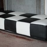 Banquette Roche Bobois cuir damier noir et blanc, banquette basse