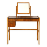 Scandinavian dressing table with drawers