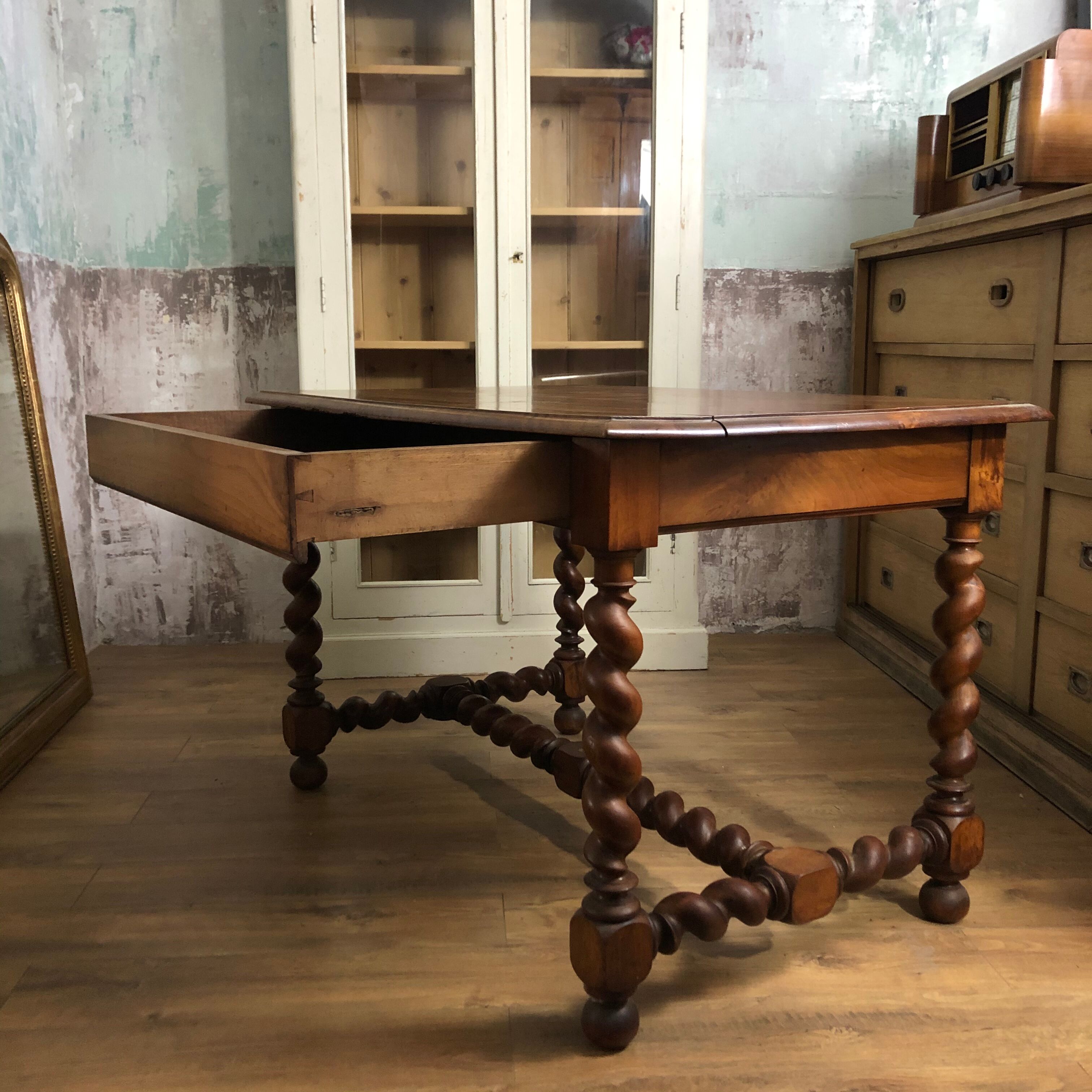 Louis XIII wooden desk, twisted feet and braces