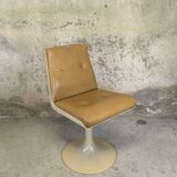 Vintage tulip leg chair.