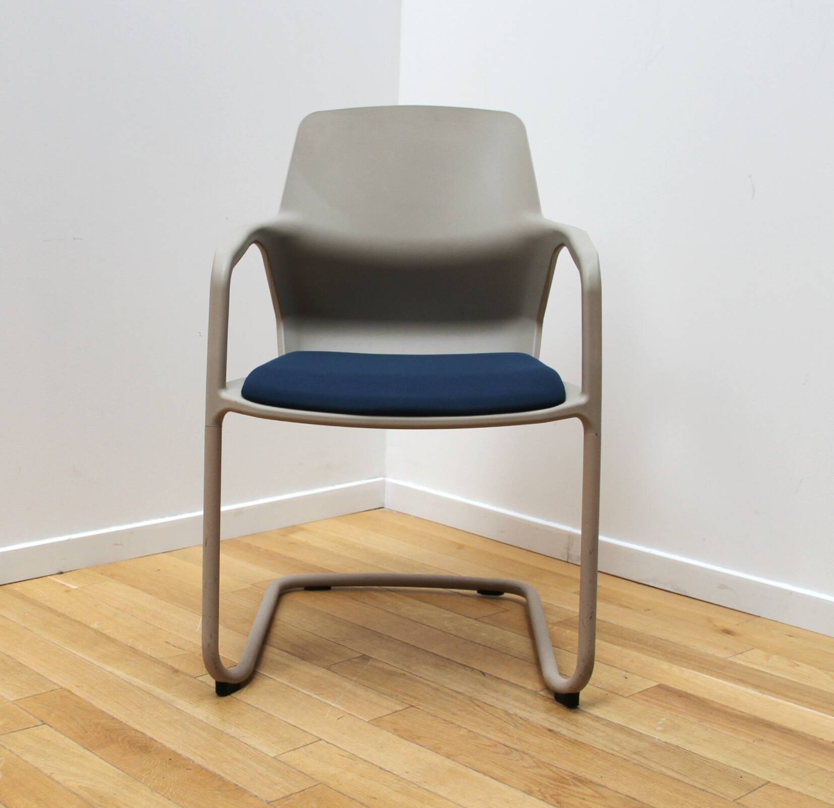 Paire de fauteuils de bureau Metrick, Wilkhann