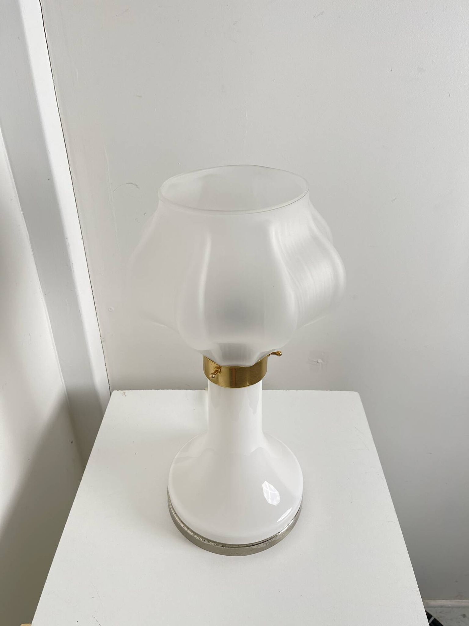Lamp from around 1970.