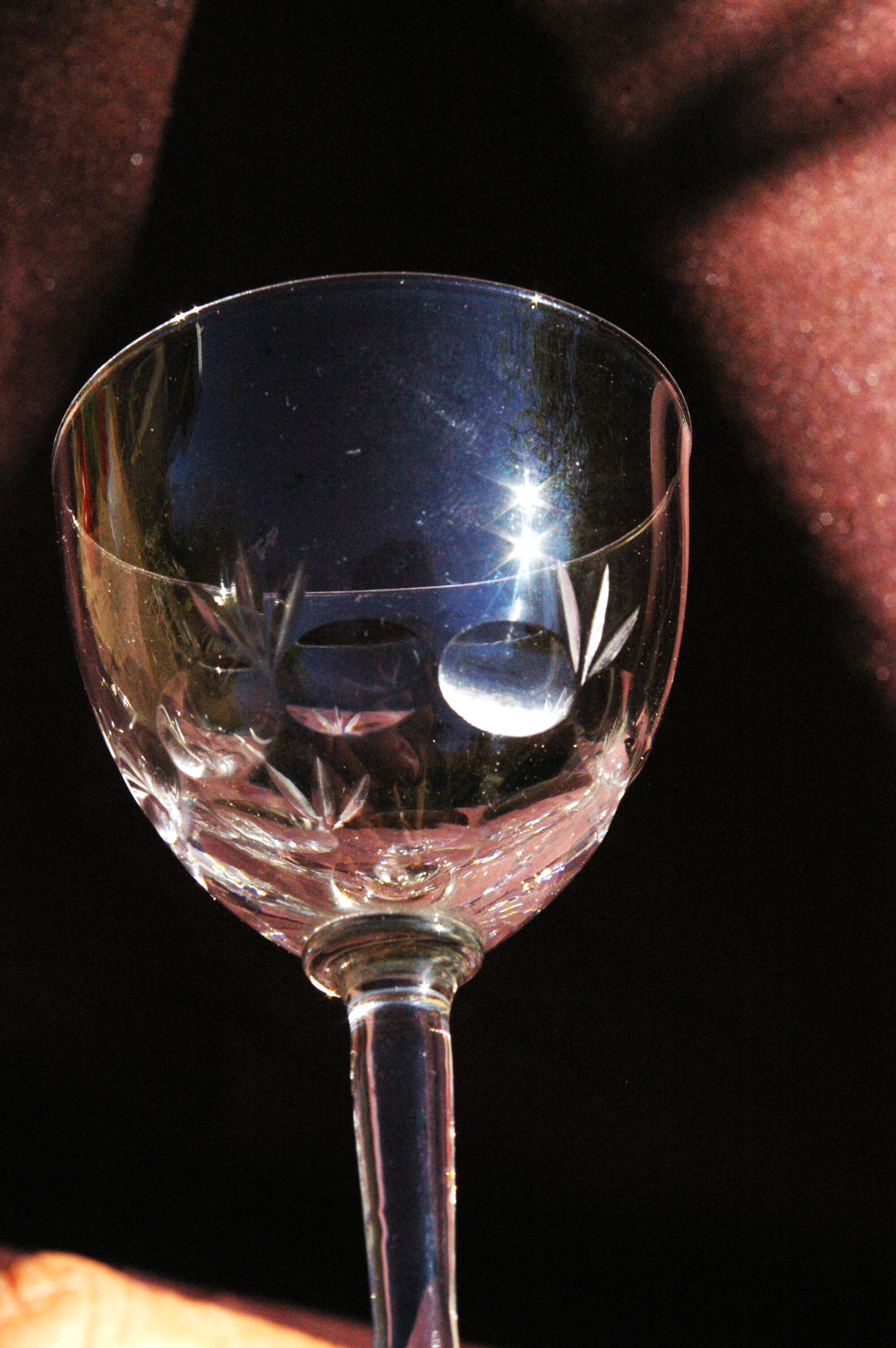 8 old glasses in porto aperitif in cut glass