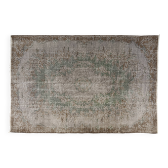 Tapis gris vintage