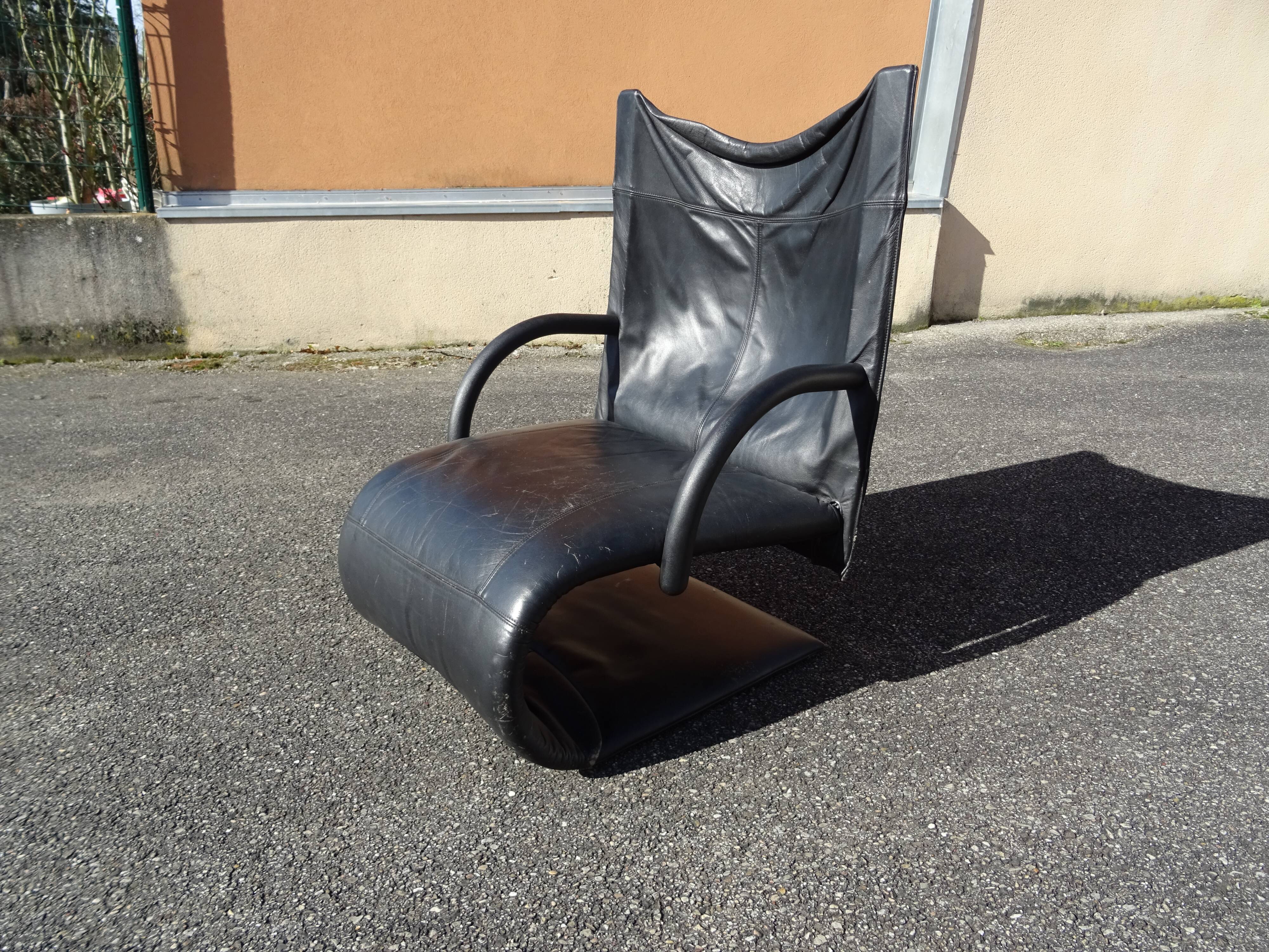 Leather armchair model Zen Claude Brisson Line Roset year 80