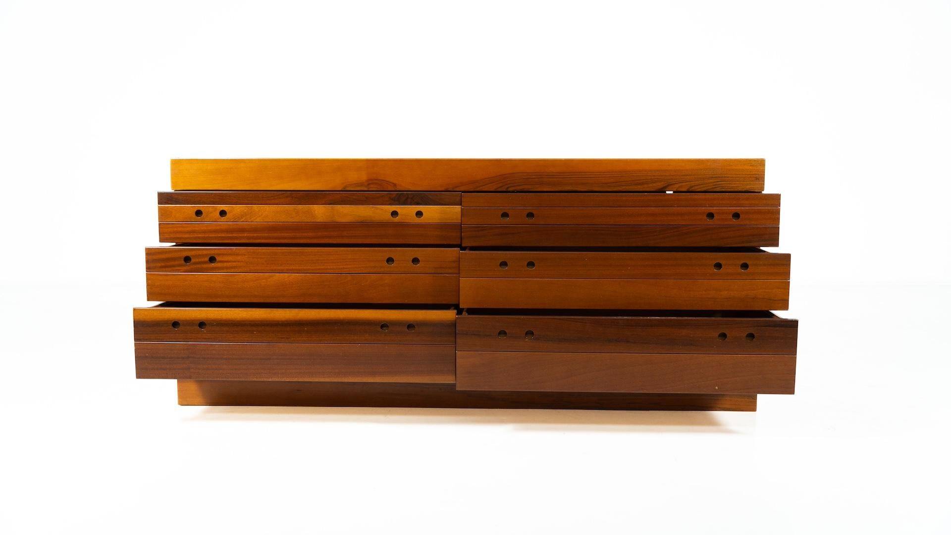 Commode du milieu du siècle, noyer, années 1960