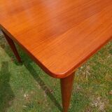 Table extensible vintage en teck