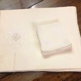 Old embroidered and openwork tablecloth with its 6 napkins