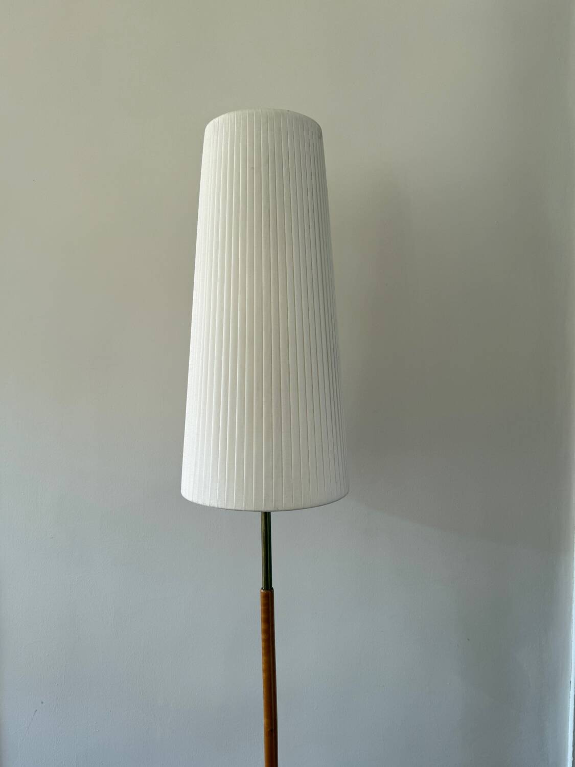 Lampadaire milieu de siècle scandinave