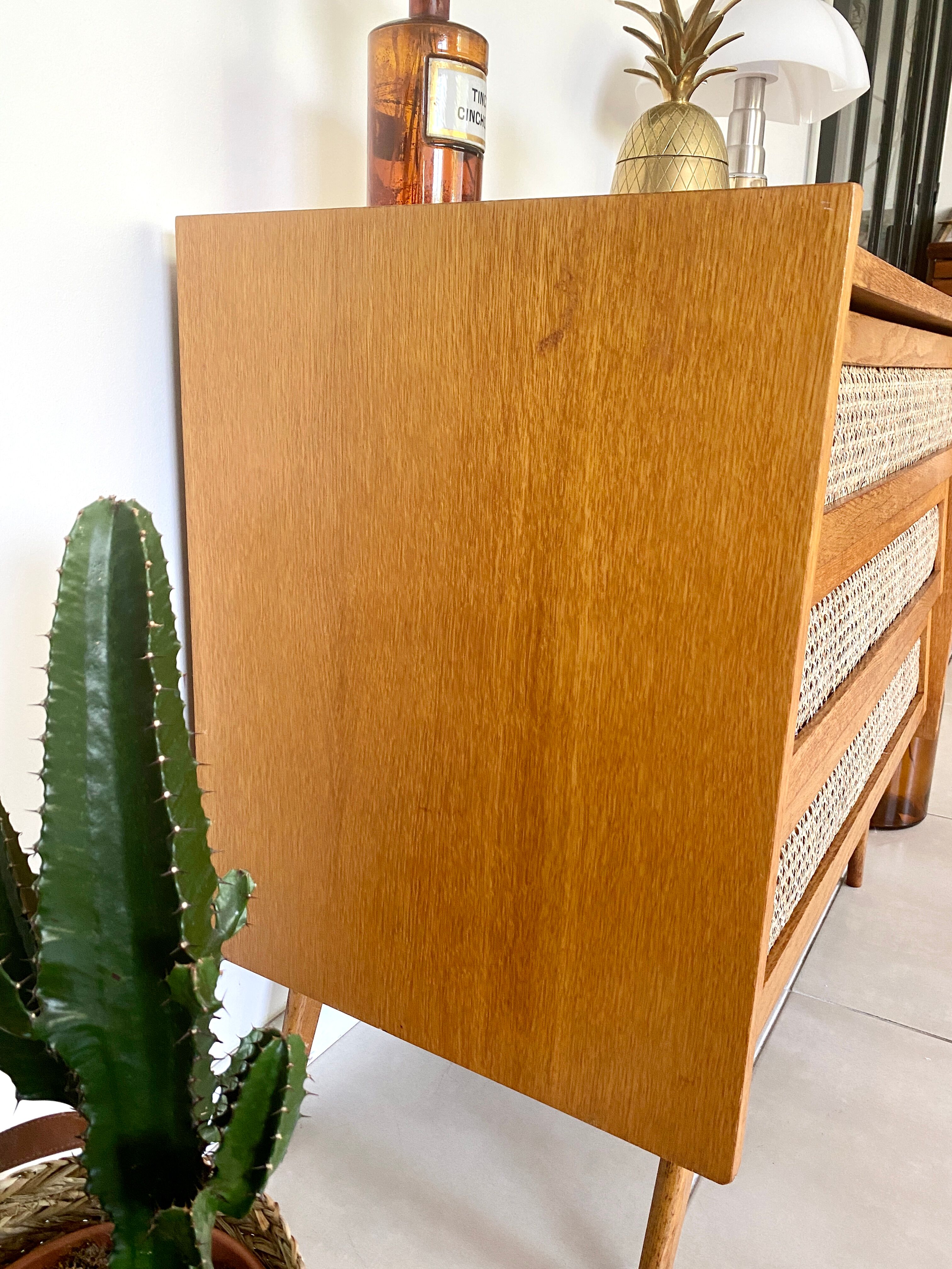 Commode vintage