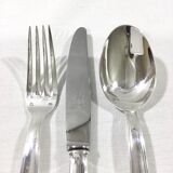 Cutlery in entremet