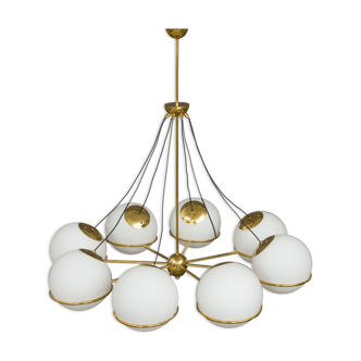 Italian brass chandelier with 8 opaline glass globes