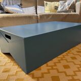 Moustache coffee table