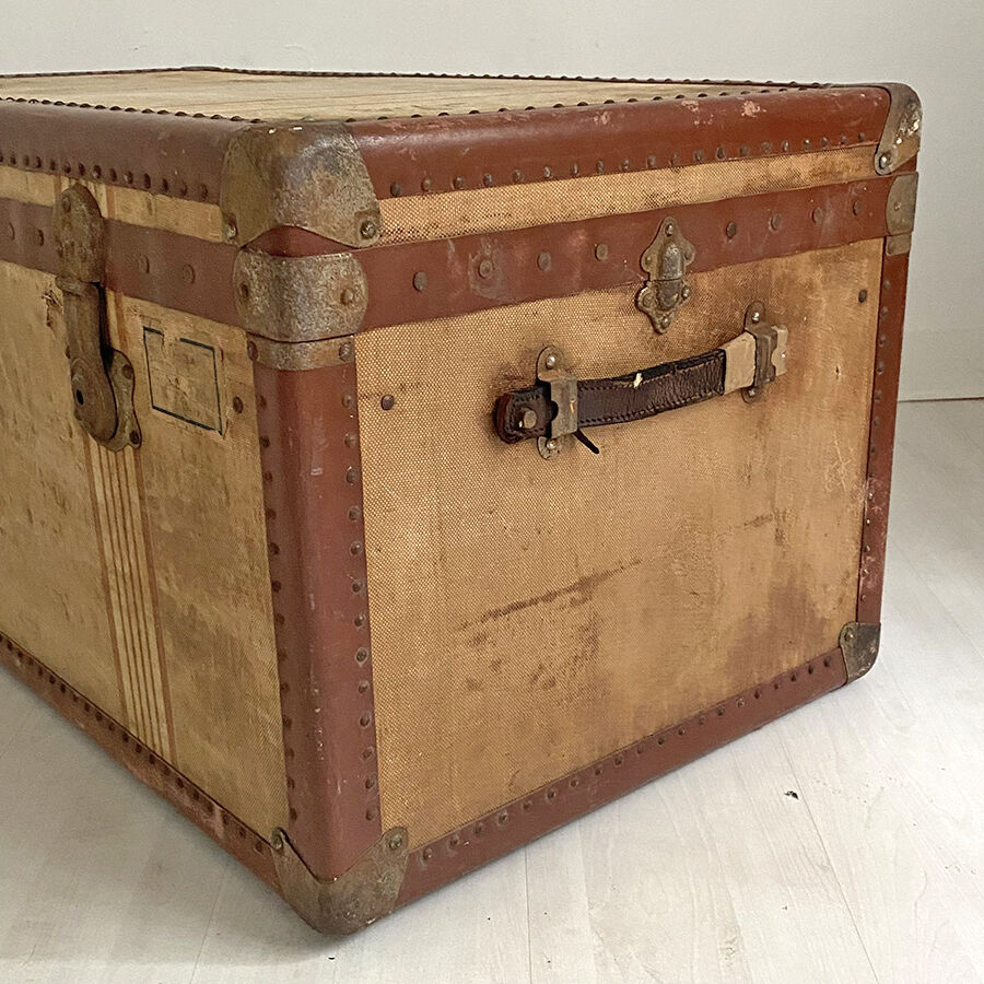 Vintage Travel Trunk 50's