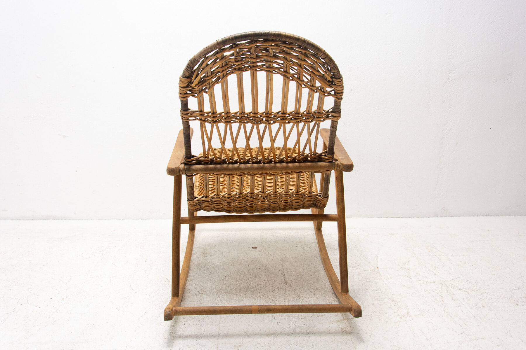 Mid century wicker rocking chair, czechoslovakia, 1960´s