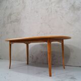 Table basse en bois de cerisier du milieu du siècle par Carl Malmsten pour Mobel Komponerad AV, années 1950