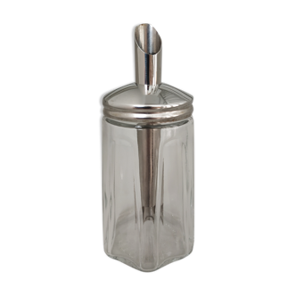 Sugar pourer