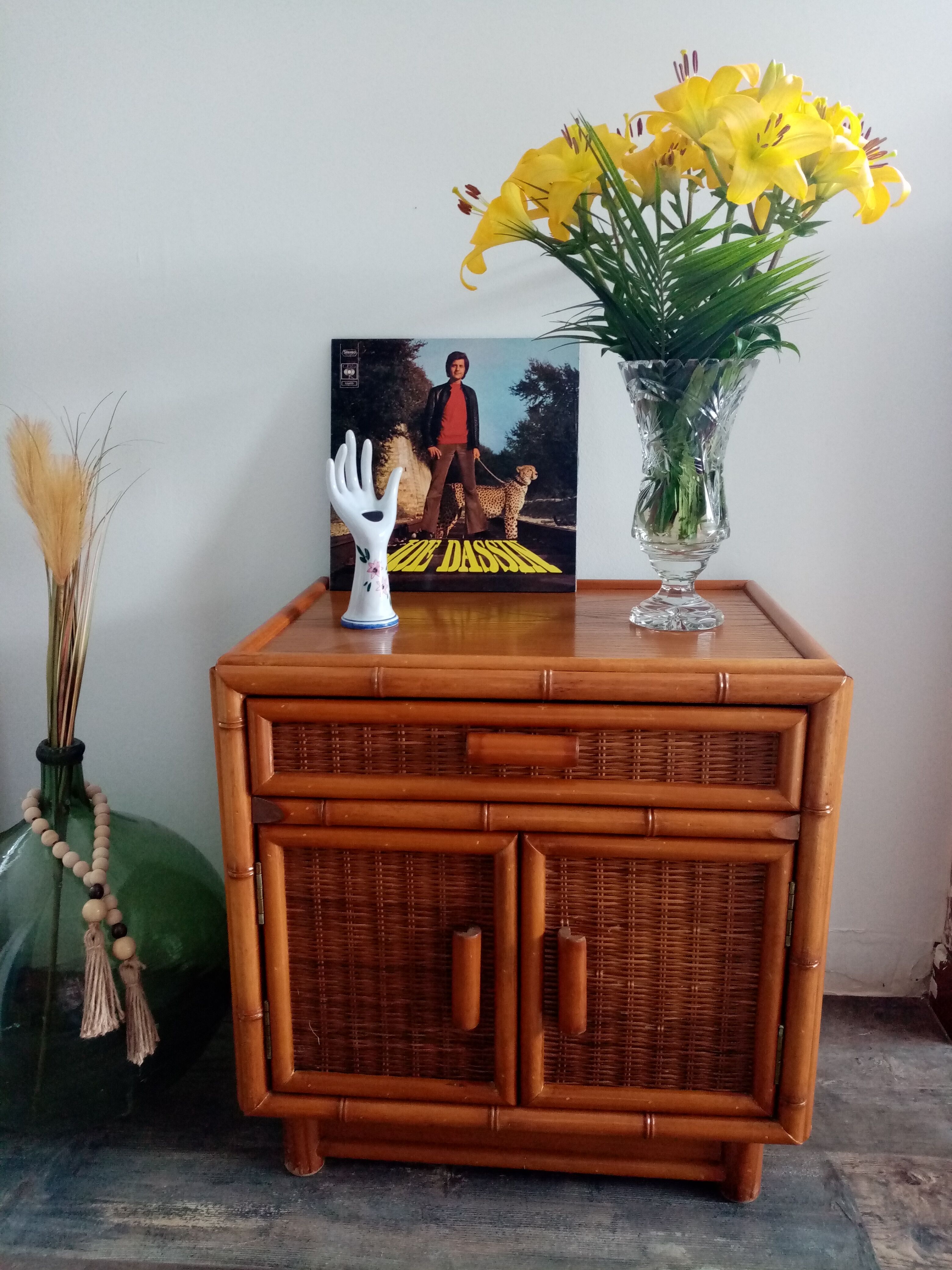 Bamboo and rattan auxiliary furniture