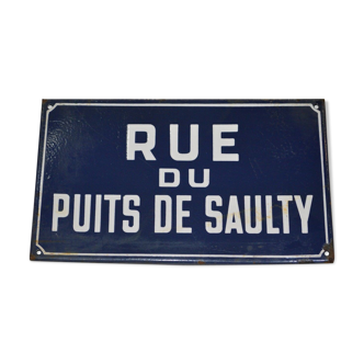 Enamelled street plaque "saulty well street"