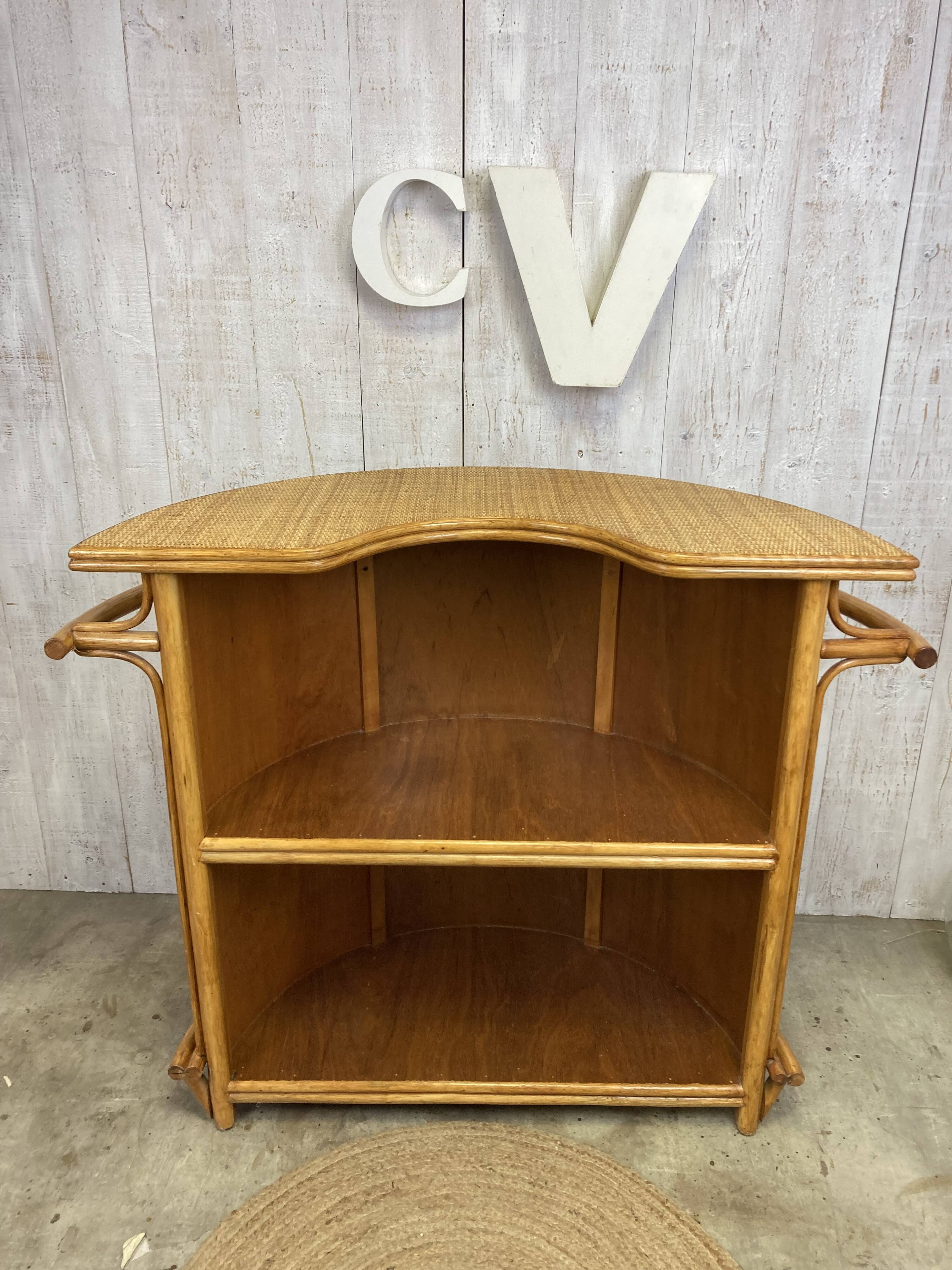 Bar en rotin vintage