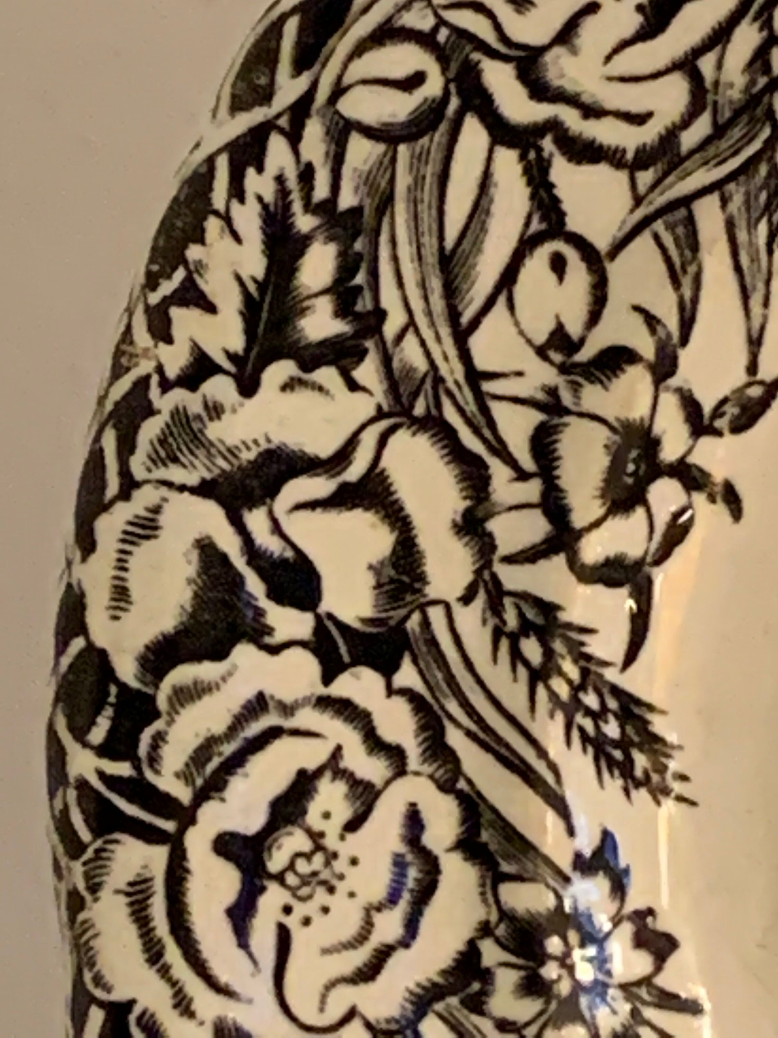 Dessert plate on partridge hunting, Gien 19th century