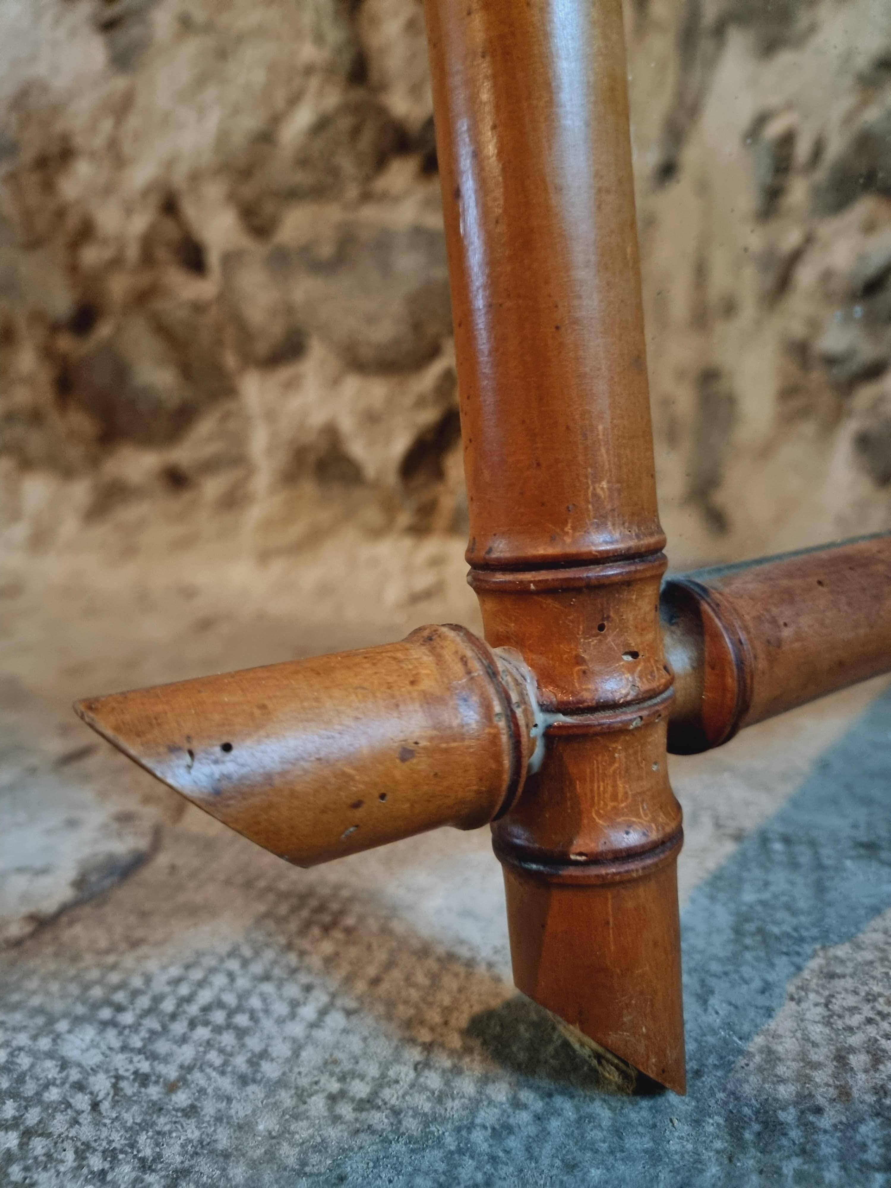 Miroir Ancien en Faux Bambou – France, XXe Siècle