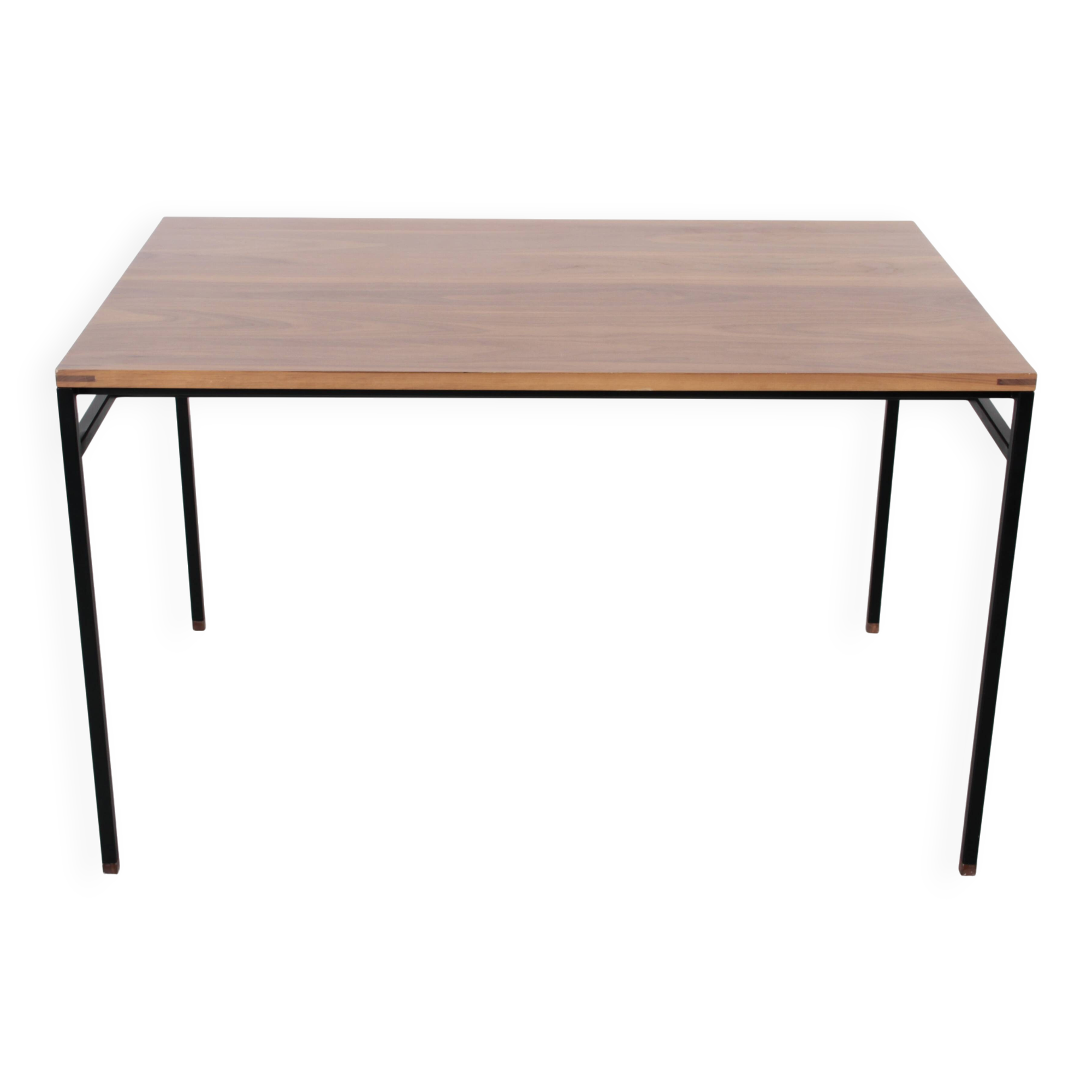 Cosmopol desk, walnut and steel. 120 x 60 cm