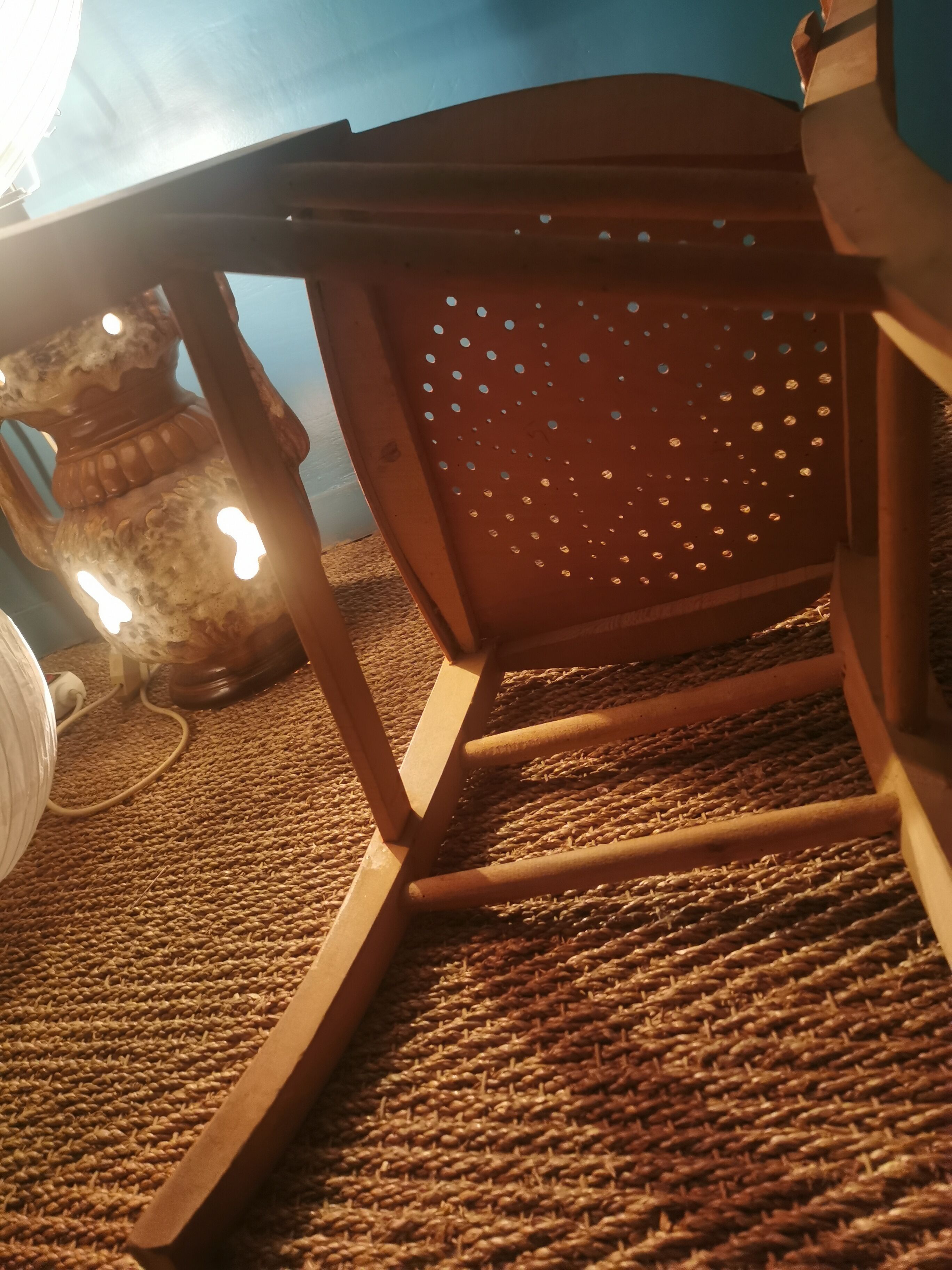 Bistro chair pattern openwork star