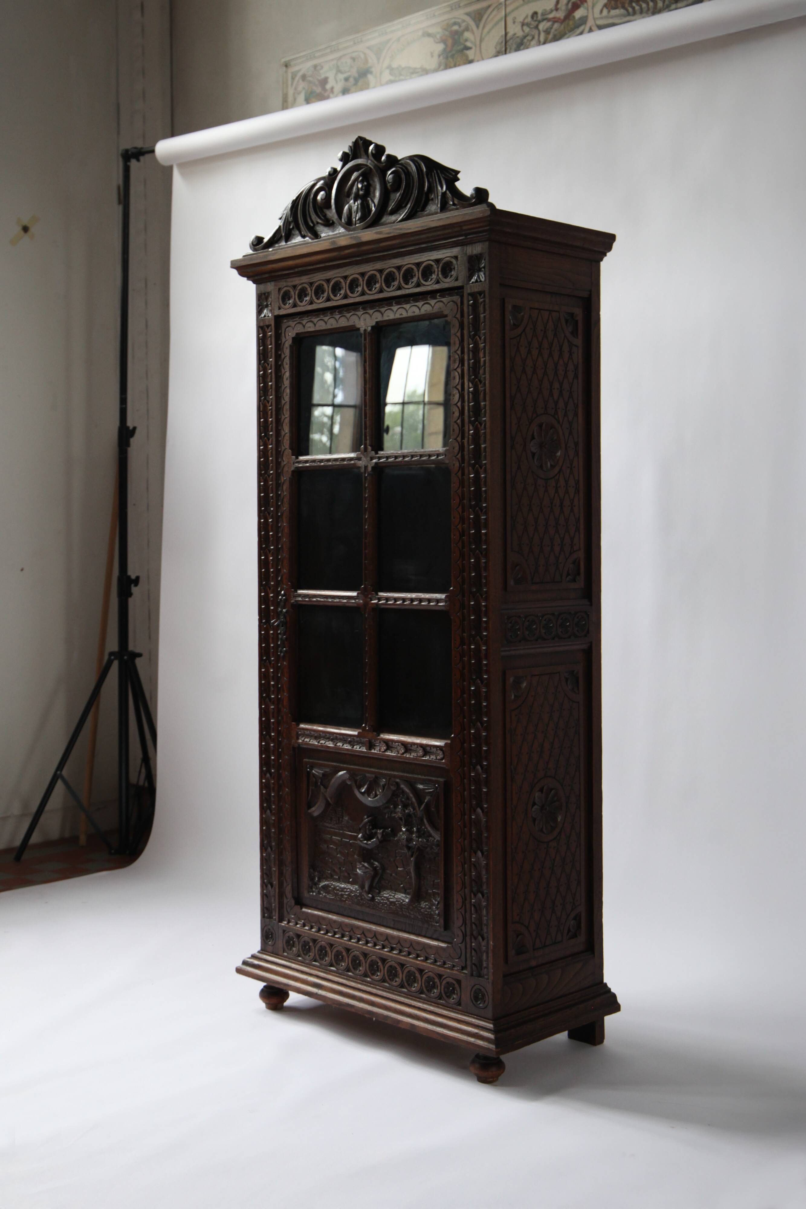 Antique Breton display cabinet in chestnut, France, circa 1880–1890